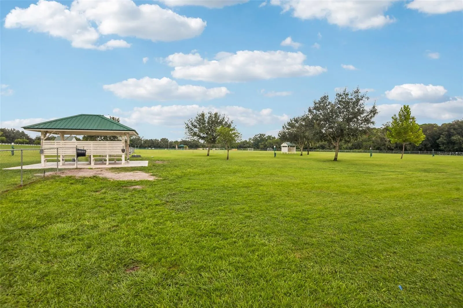 3503 OAK CLUB CT