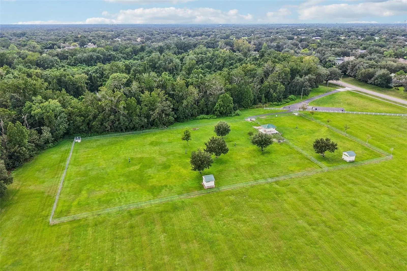 3503 OAK CLUB CT