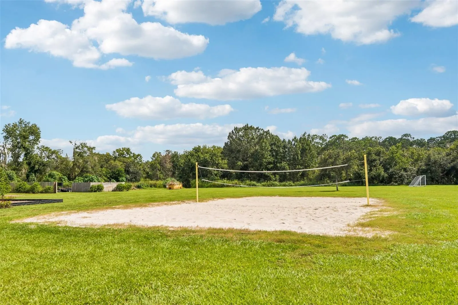 3503 OAK CLUB CT