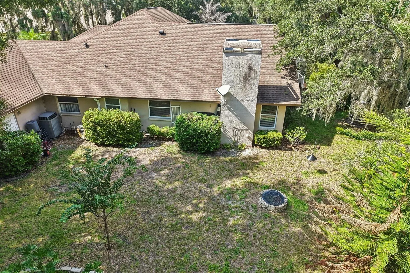 3503 OAK CLUB CT