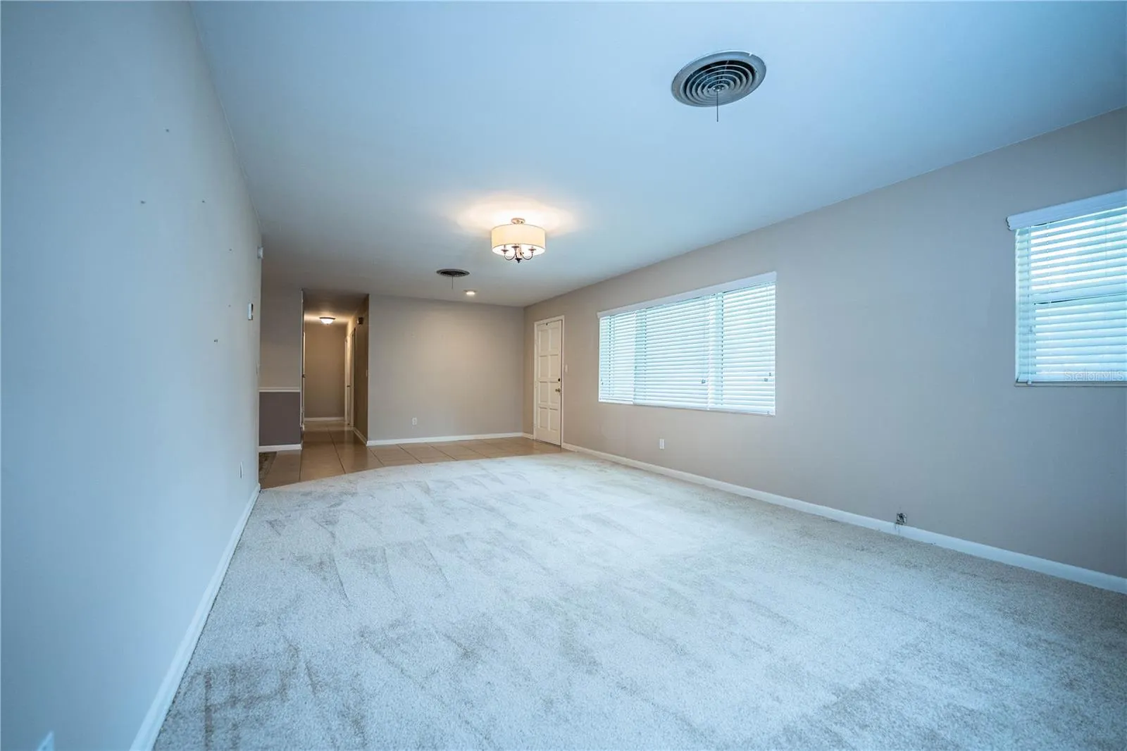975 E MANN RD