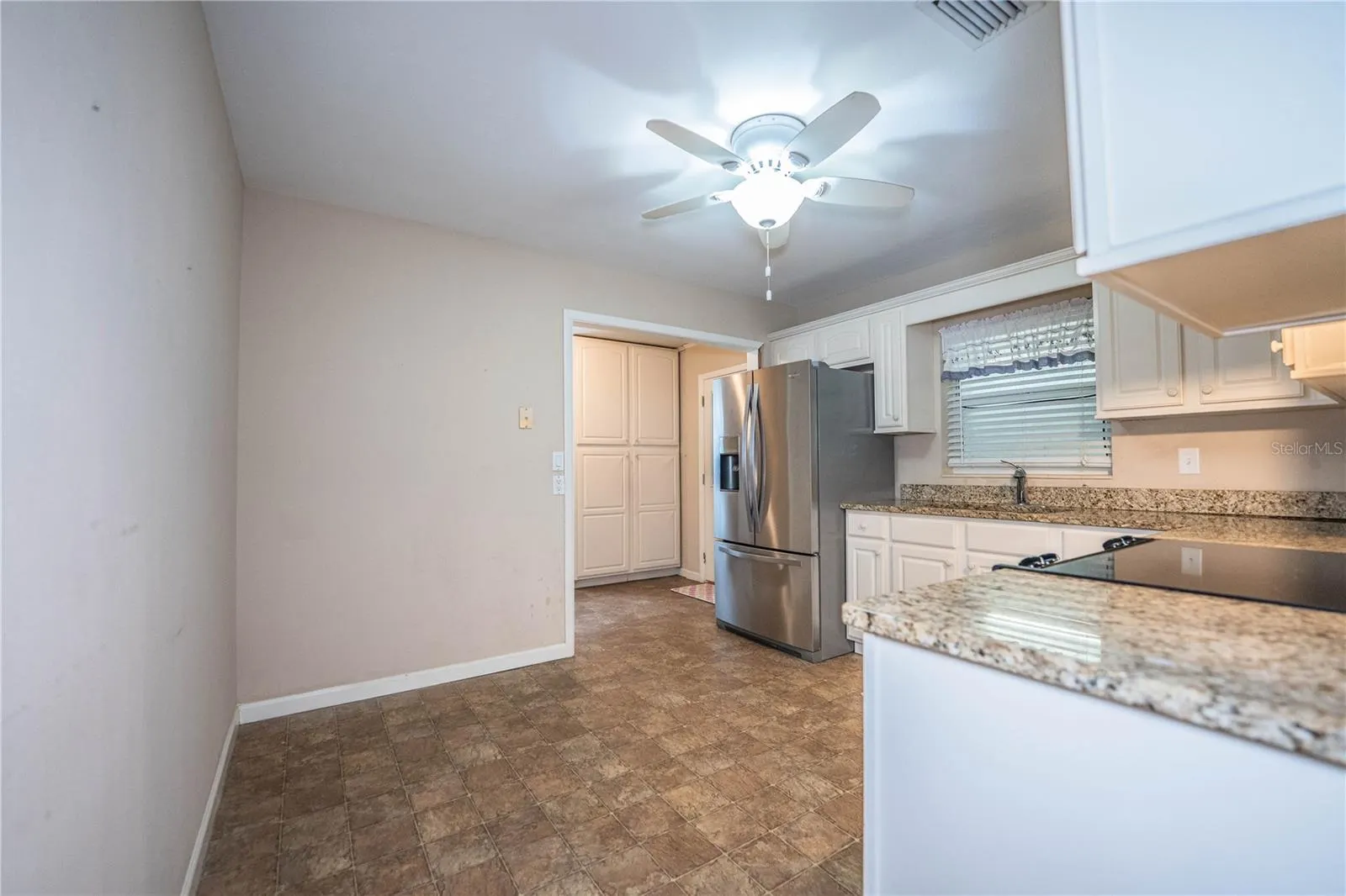 975 E MANN RD