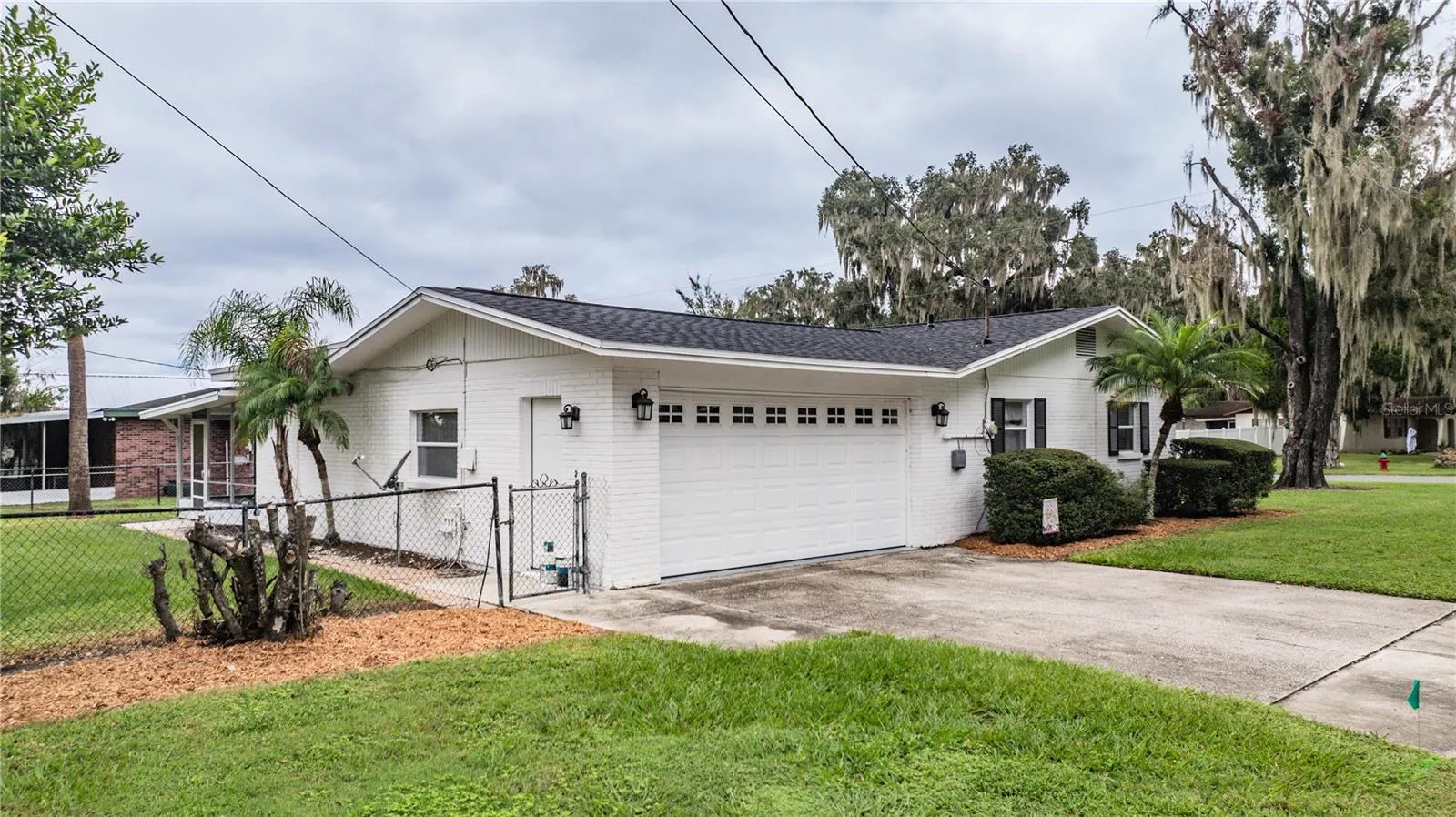 975 E MANN RD
