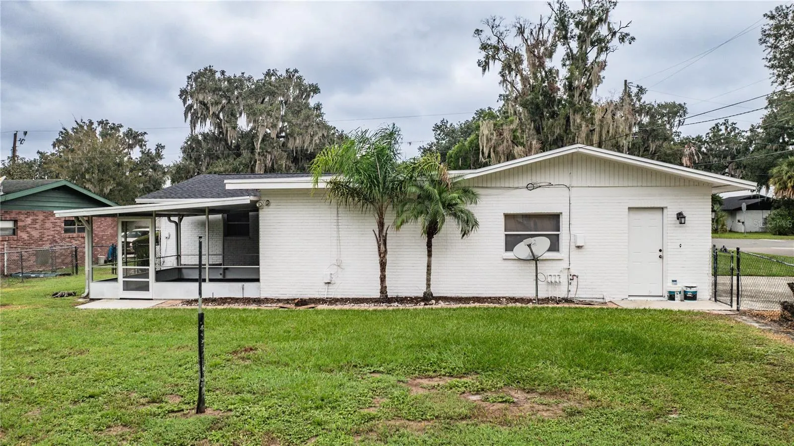975 E MANN RD