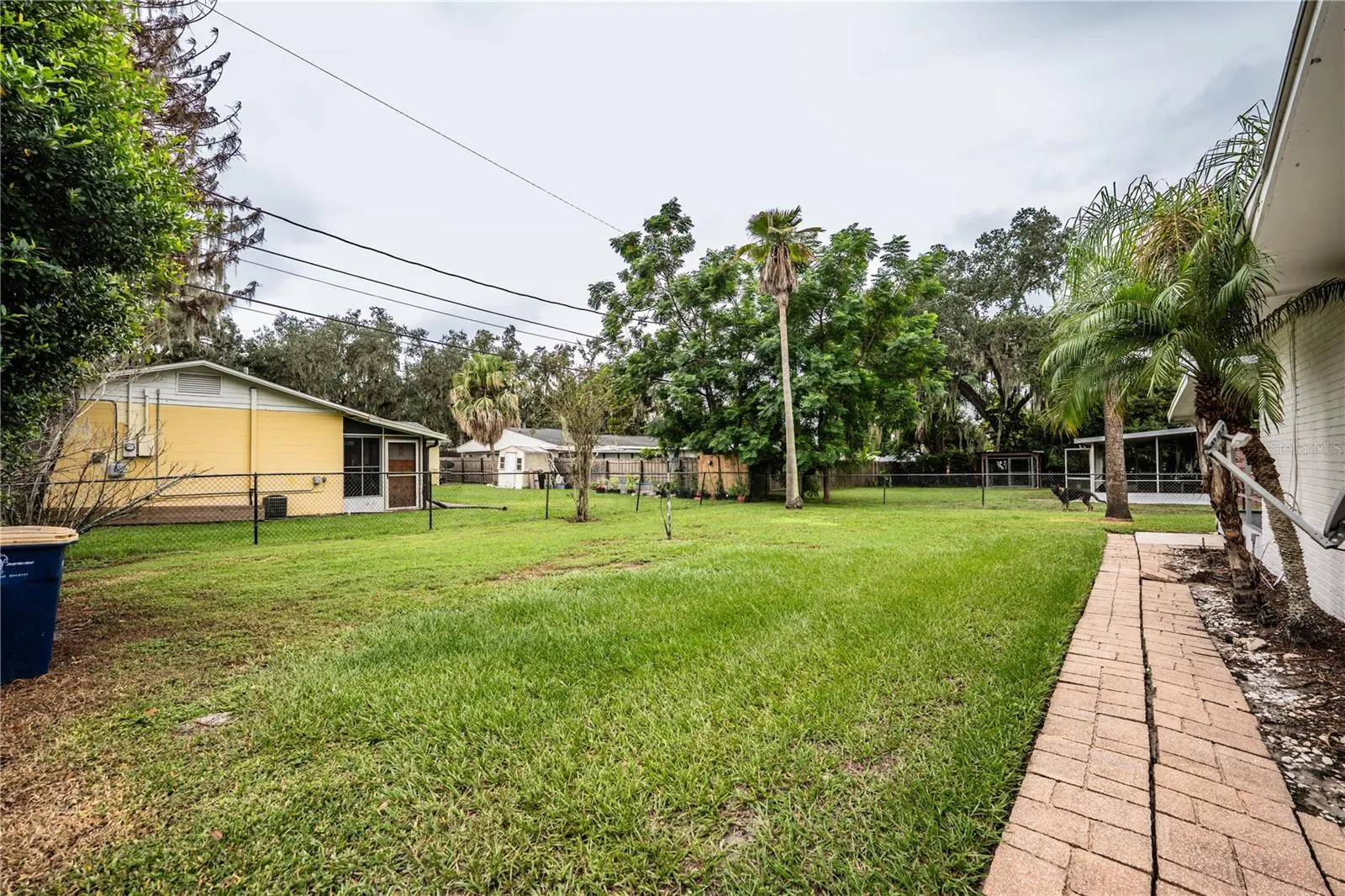 975 E MANN RD