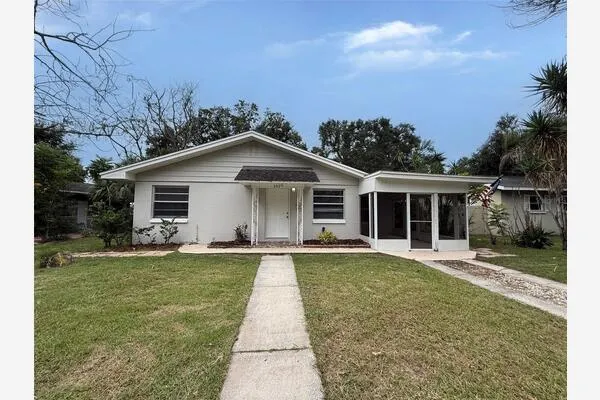 1617 MOCKINGBIRD LN