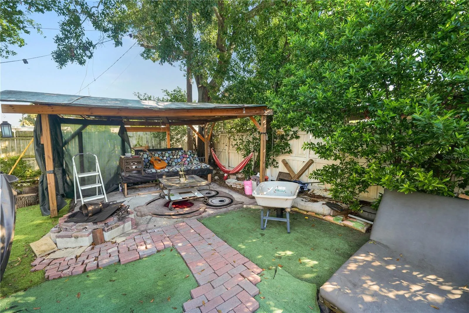 1515 LANCELOT LOOP