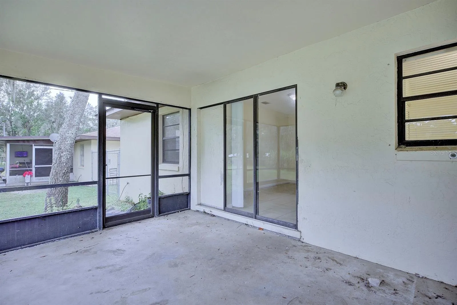2118+2120 WIGHTMAN AVE