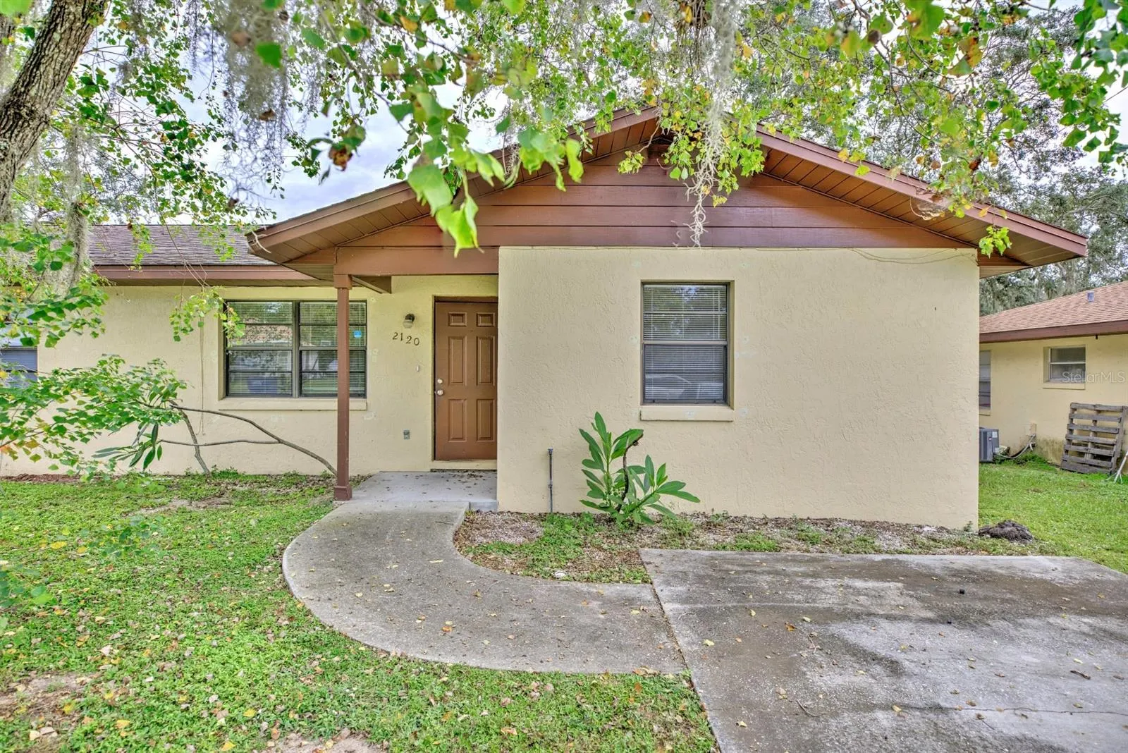 2118+2120 WIGHTMAN AVE