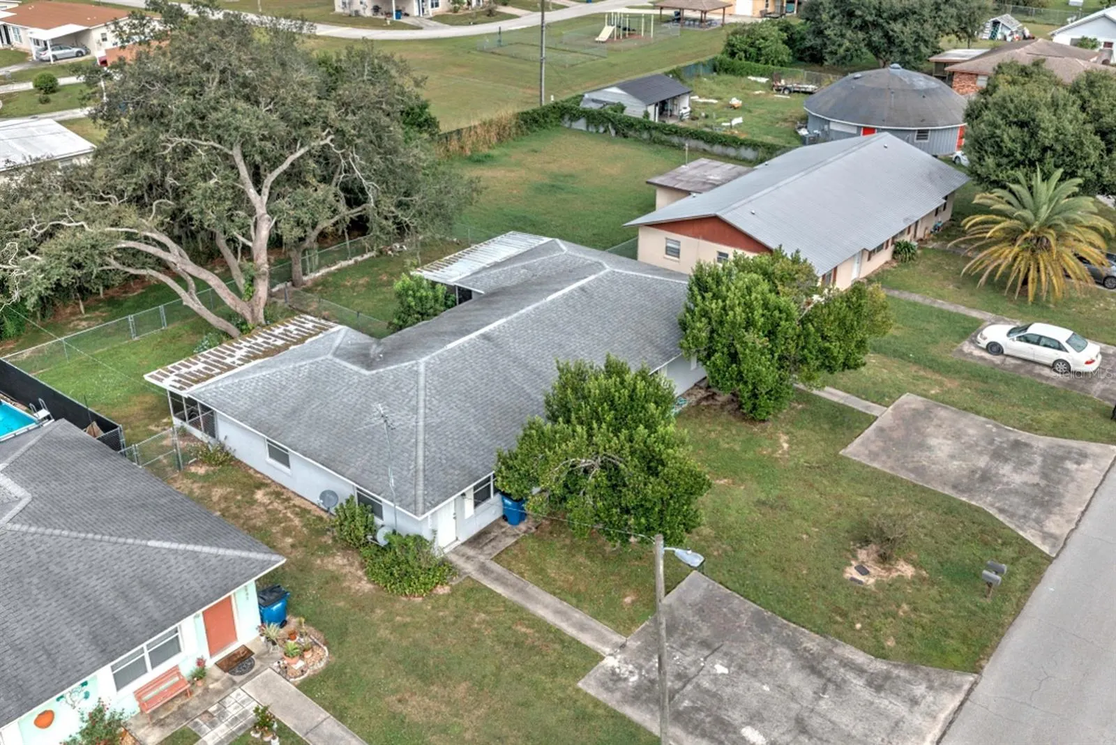 2118+2120 WIGHTMAN AVE