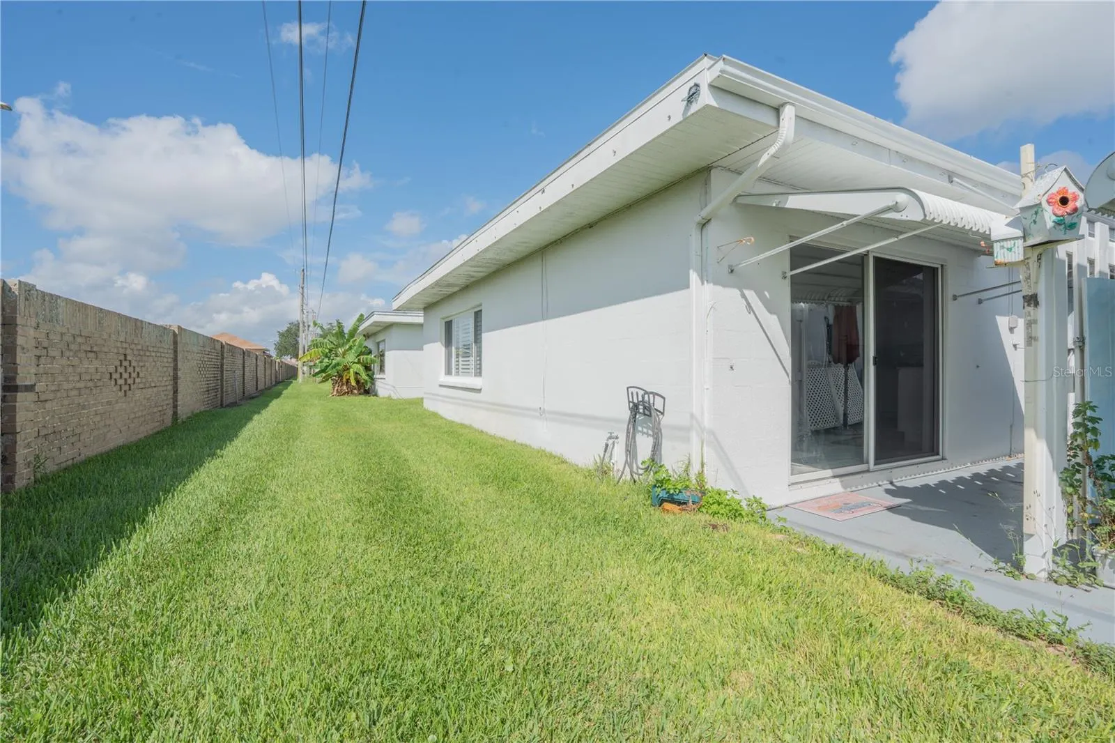506 CAMEO DR
