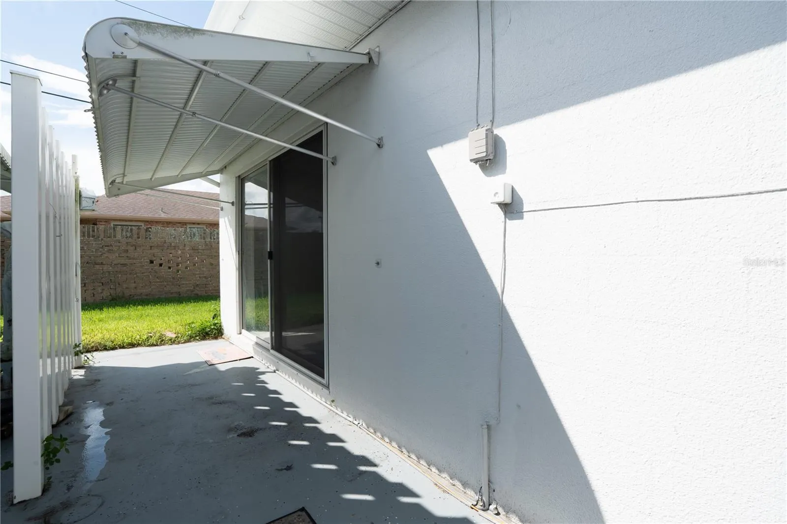 506 CAMEO DR