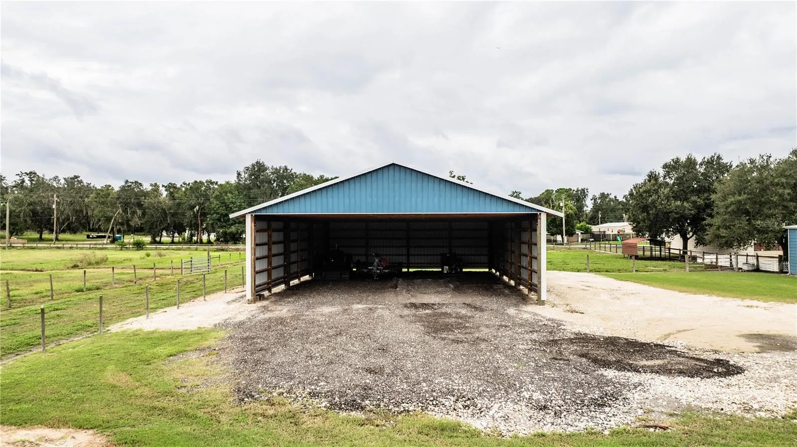 1633 CHERRY LN