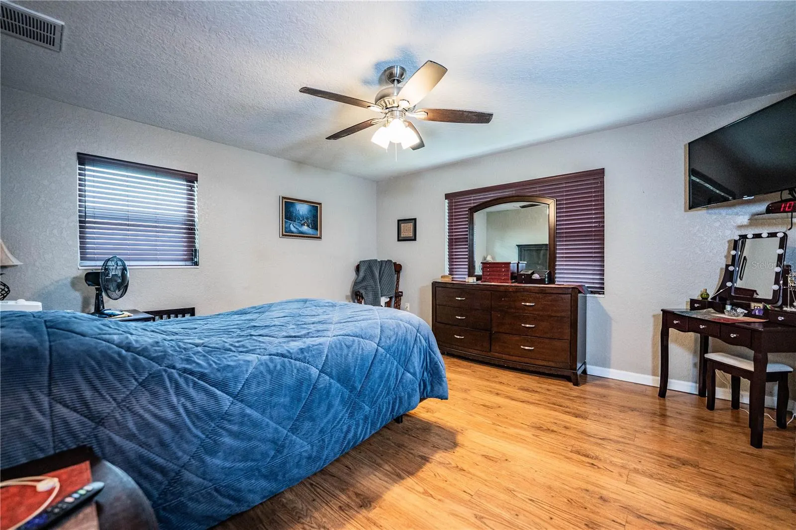 1633 CHERRY LN