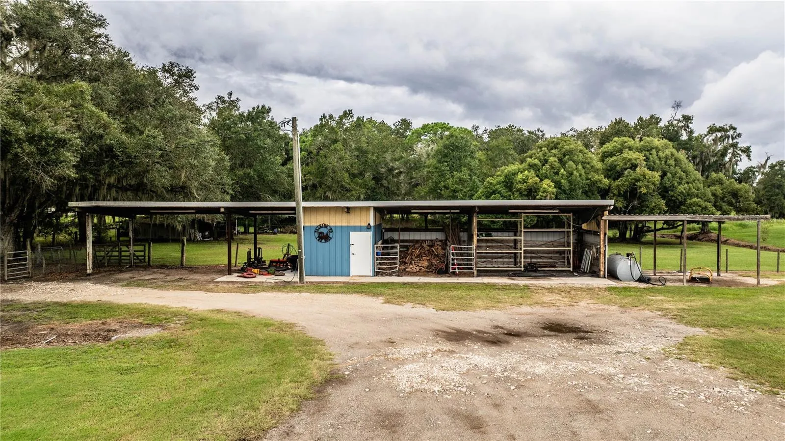 1633 CHERRY LN