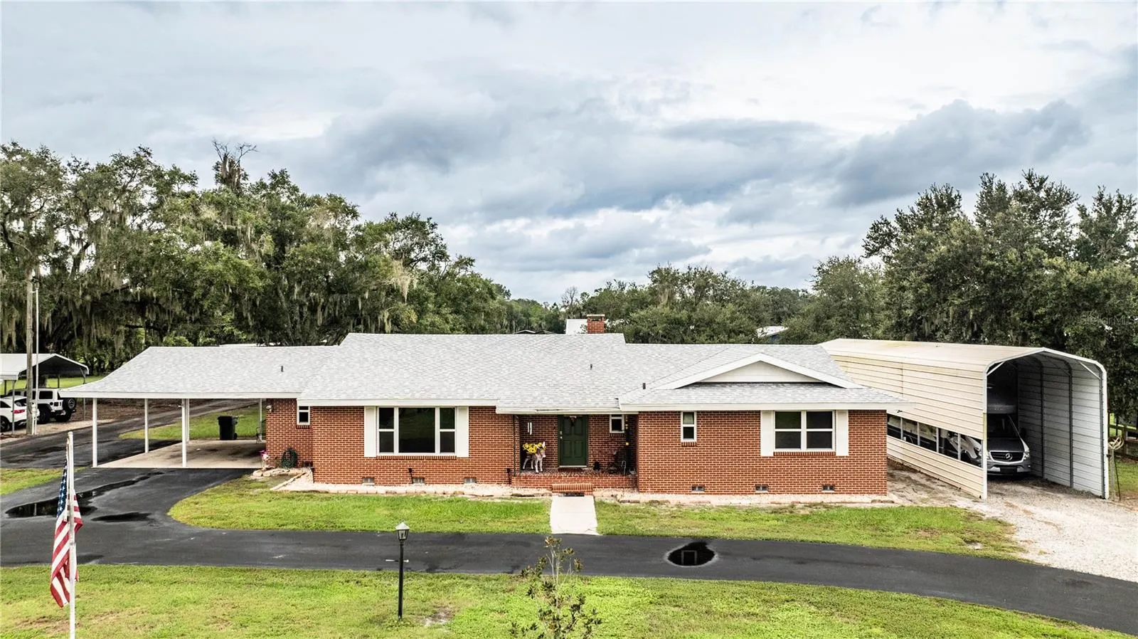 1633 CHERRY LN