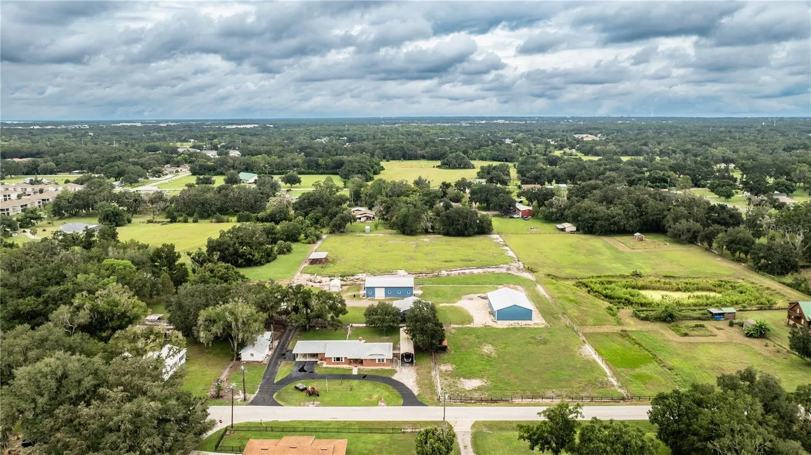 1633 CHERRY LN