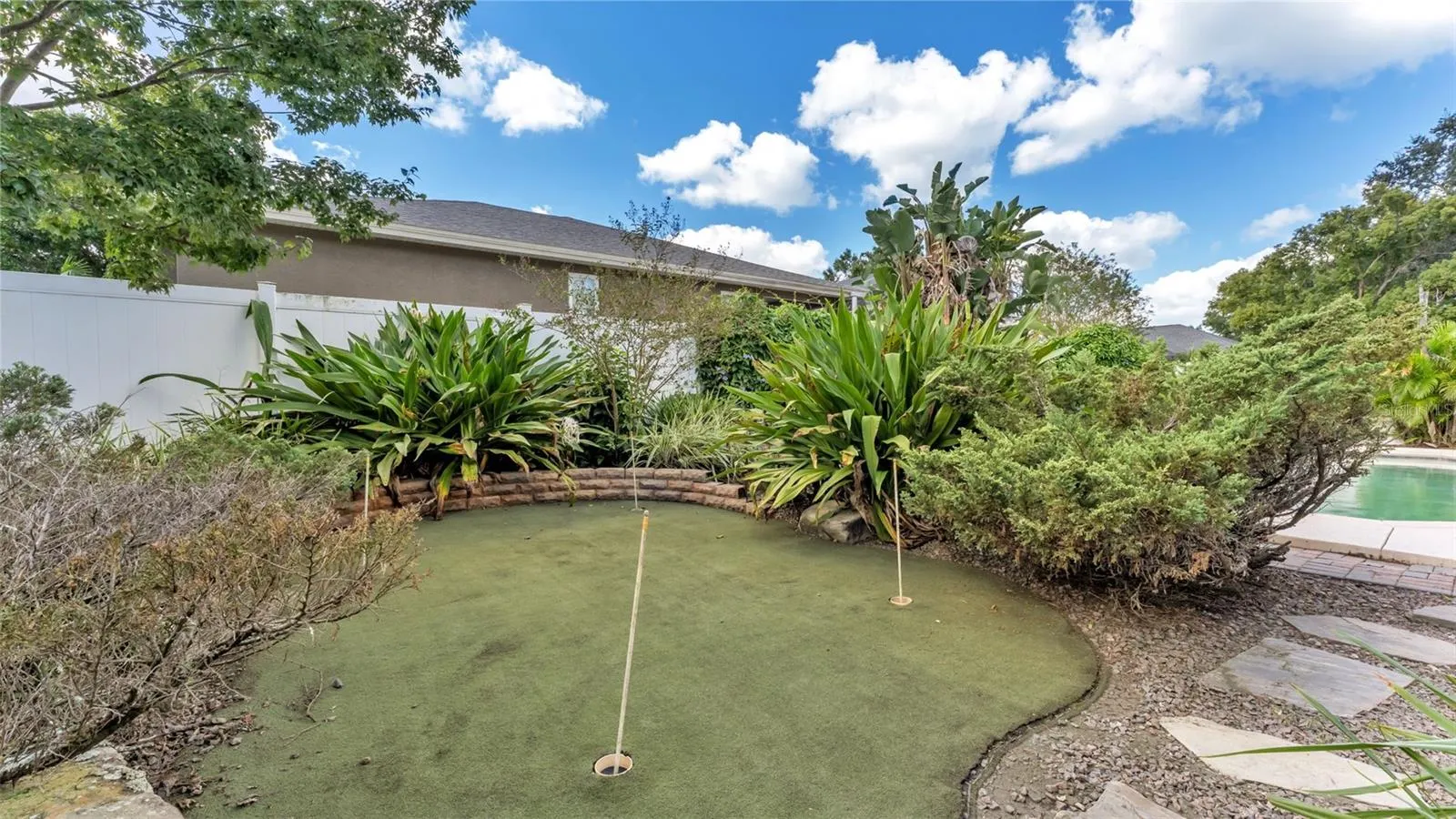 5871 HIGH RIDGE LOOP