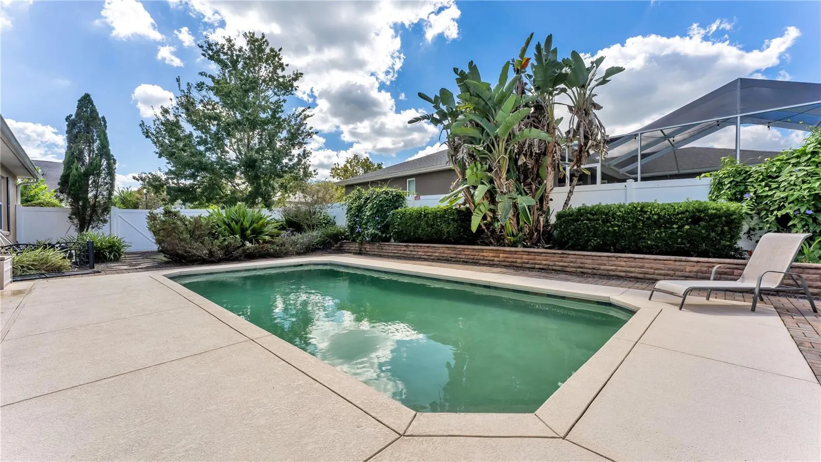 5871 HIGH RIDGE LOOP