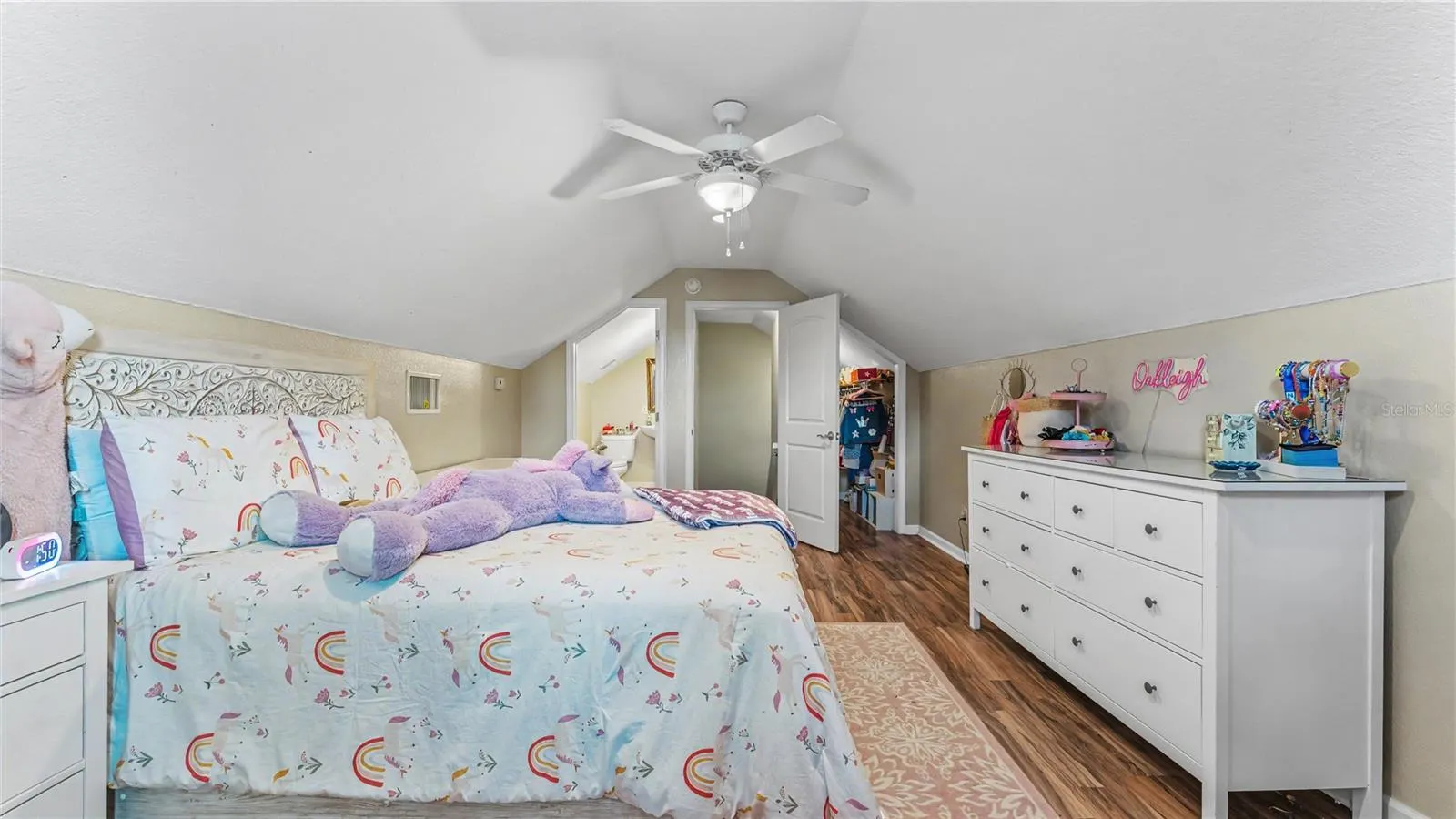5871 HIGH RIDGE LOOP