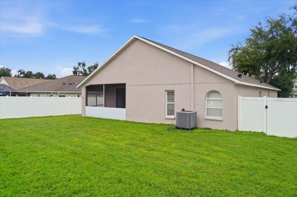 2610 BUCKHORN PRESERVE BLVD