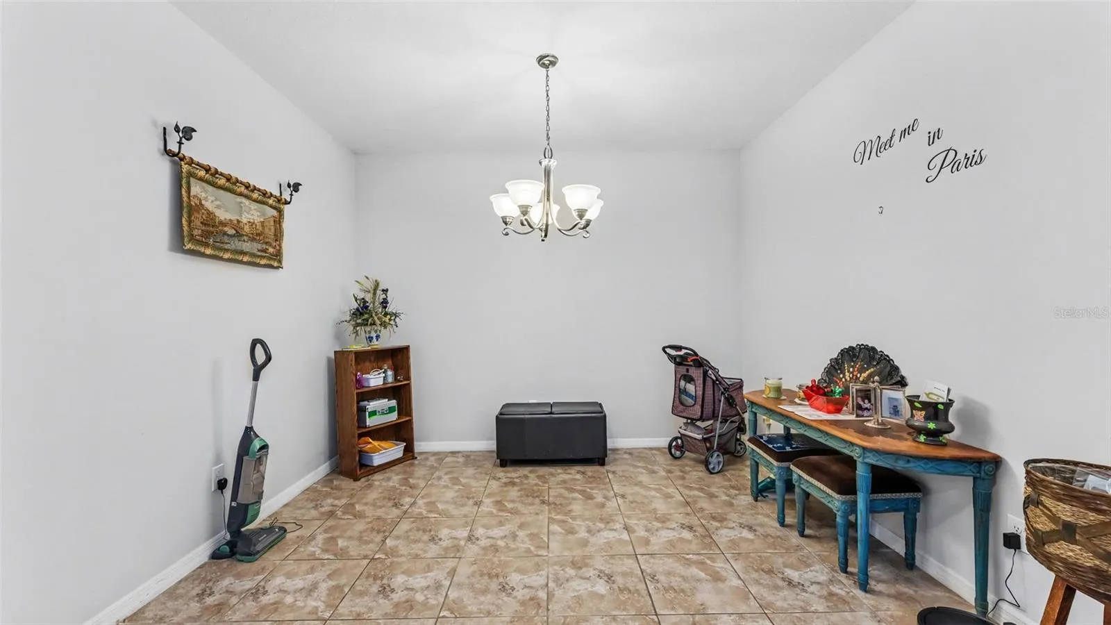 4069 SHADE TREE LN