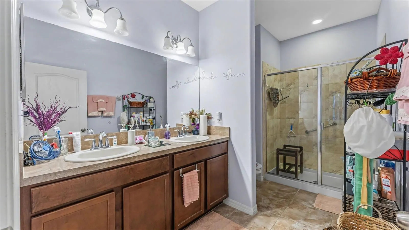 4069 SHADE TREE LN