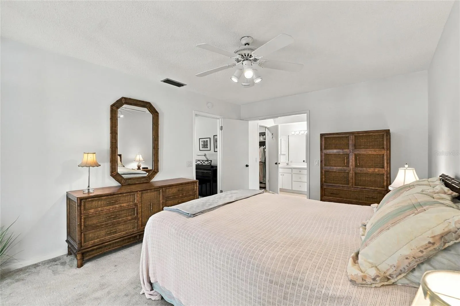 241 VOLUSIA DR