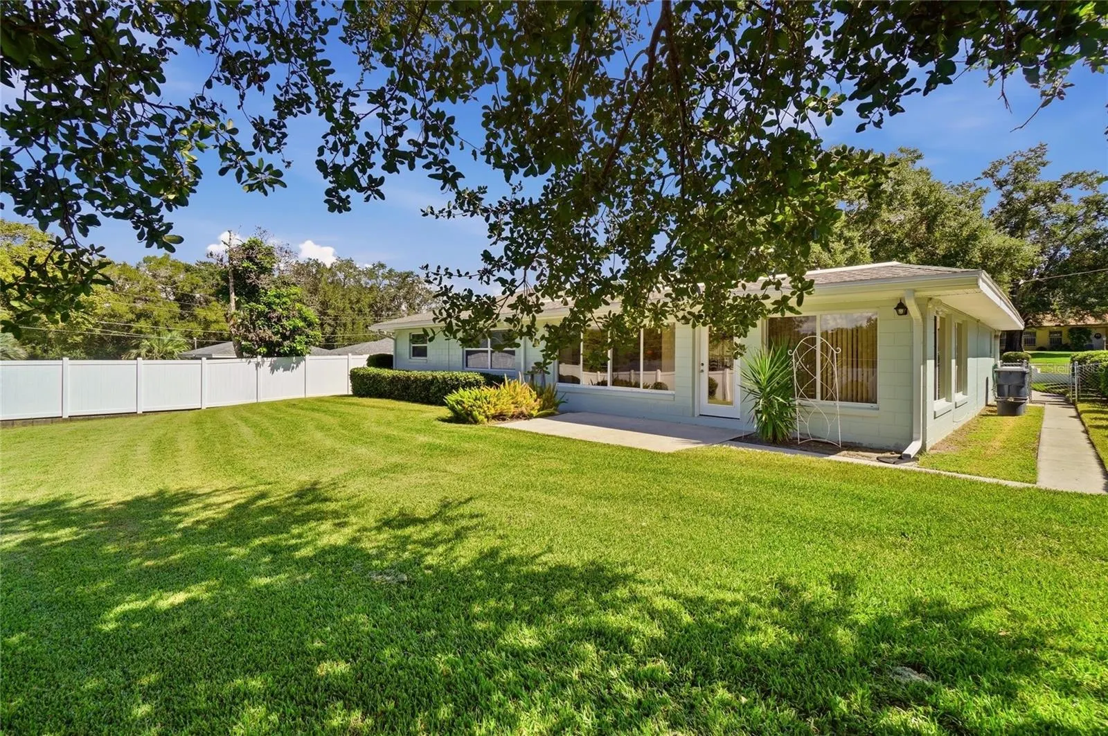 241 VOLUSIA DR