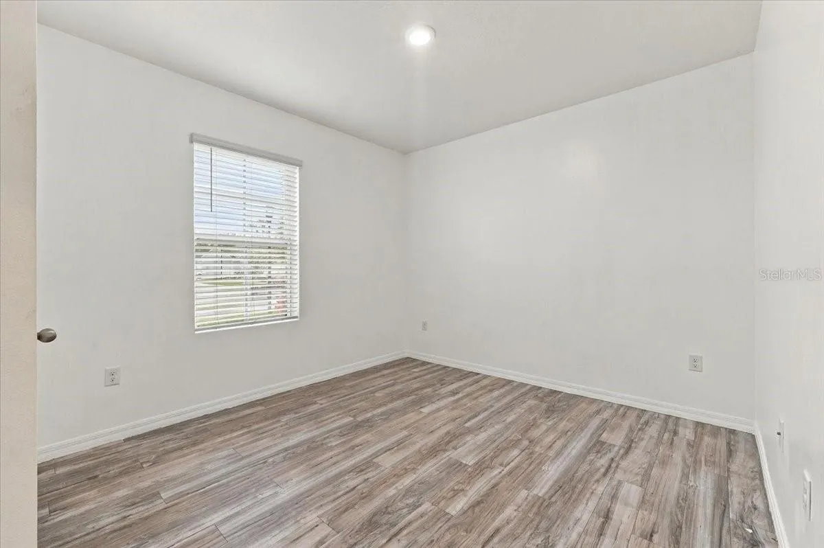 261 ST THOMAS DR