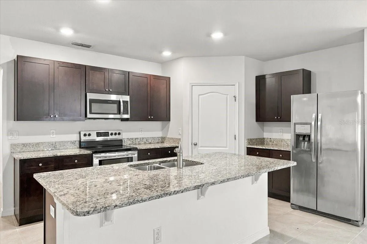 261 ST THOMAS DR
