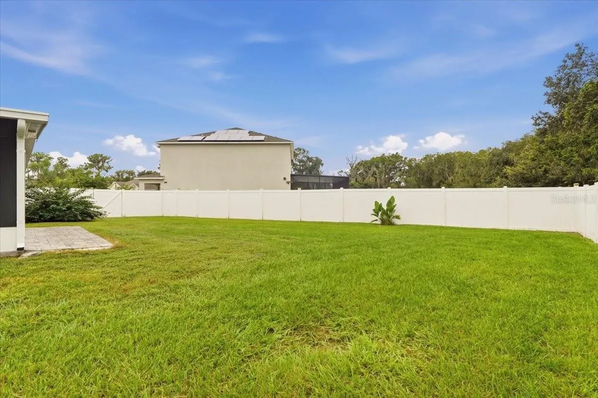 261 ST THOMAS DR