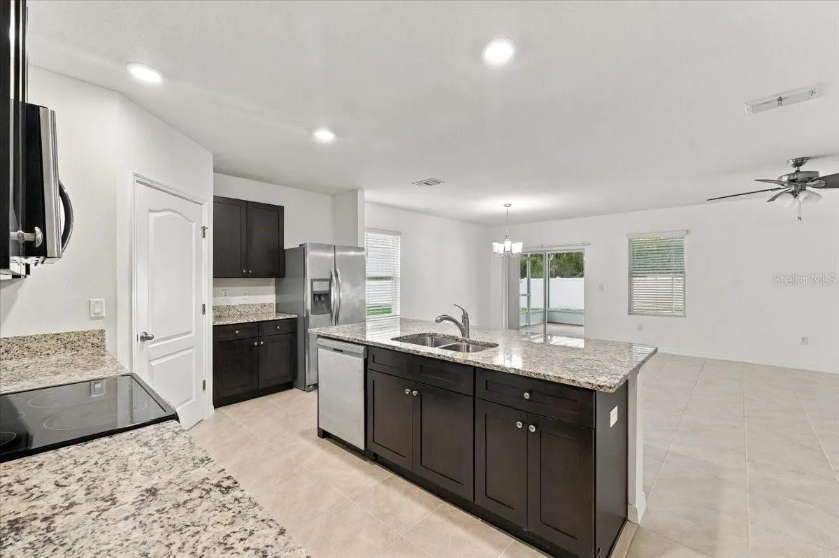 261 ST THOMAS DR
