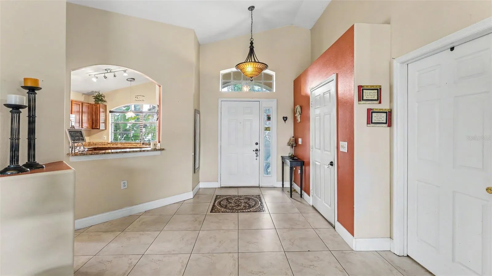 126 KING GEORGE DR