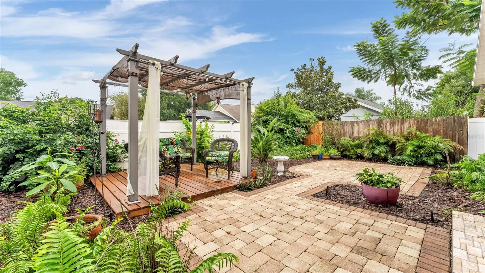 126 KING GEORGE DR