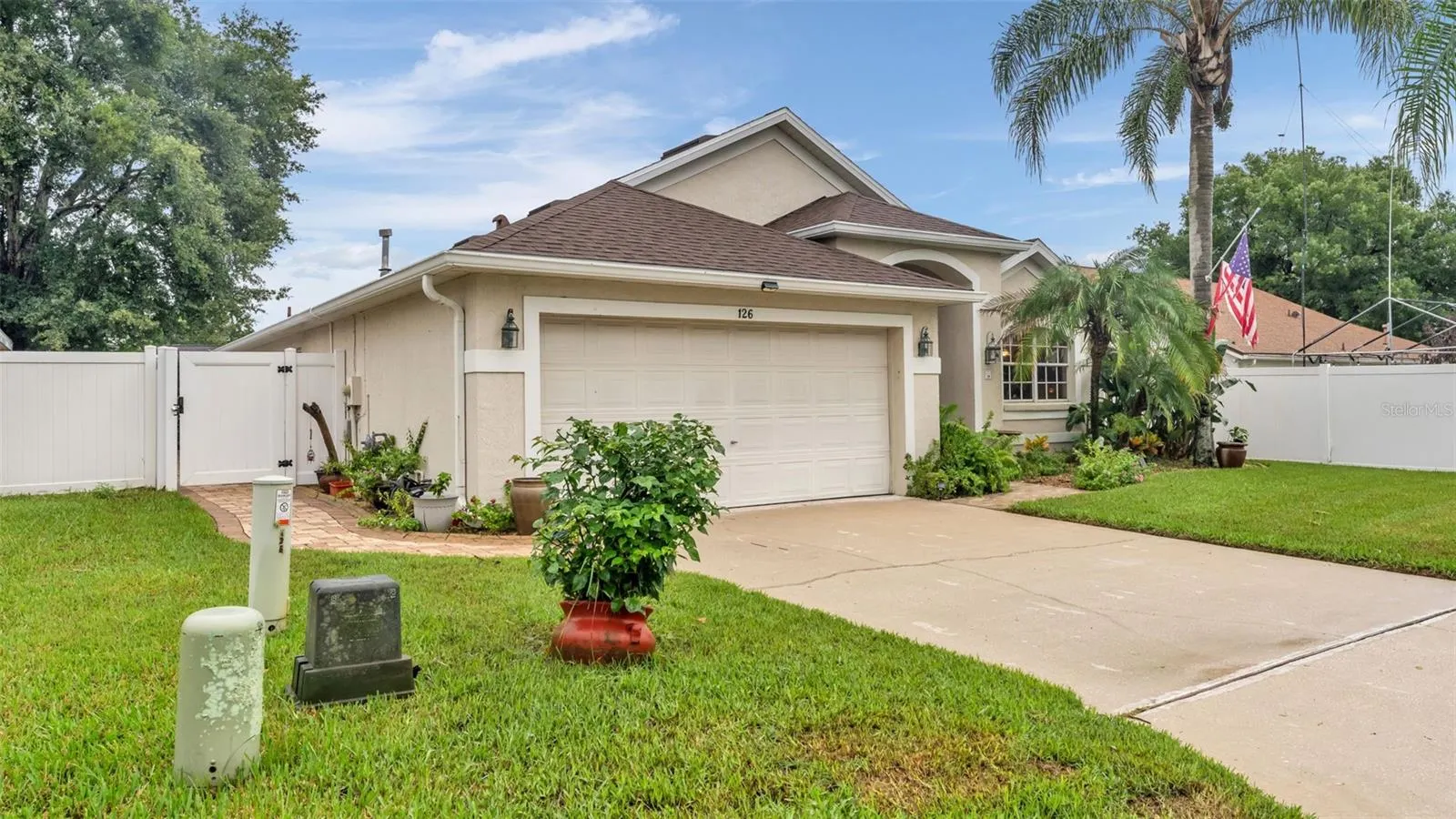 126 KING GEORGE DR
