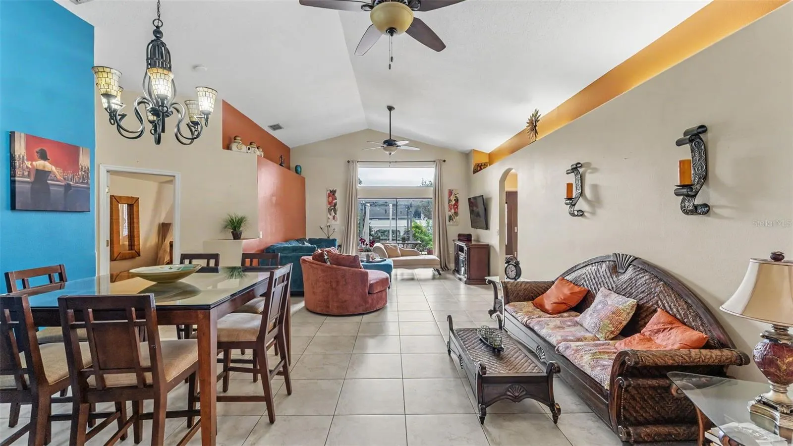 126 KING GEORGE DR