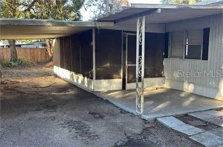 212 SUNSET DR