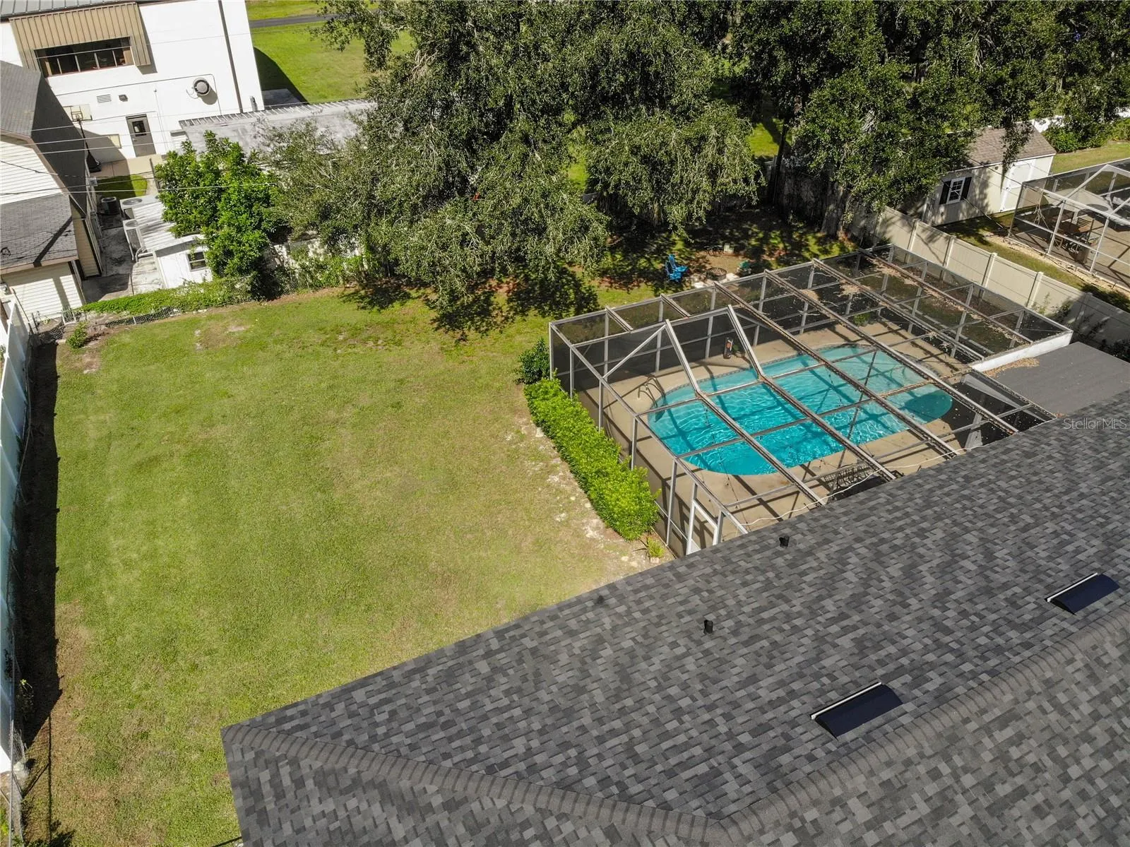 1016 DOLLY LN