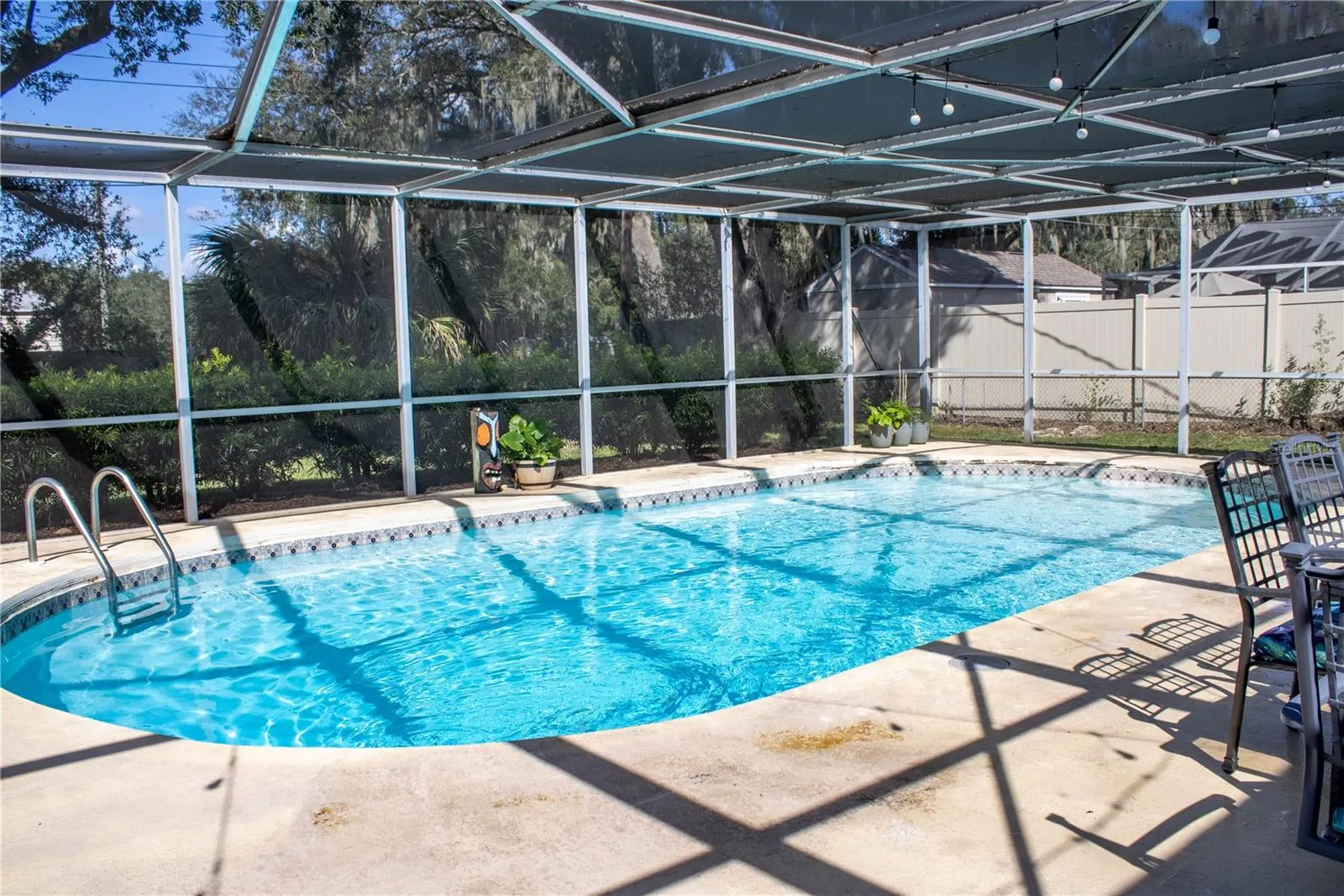 1016 DOLLY LN