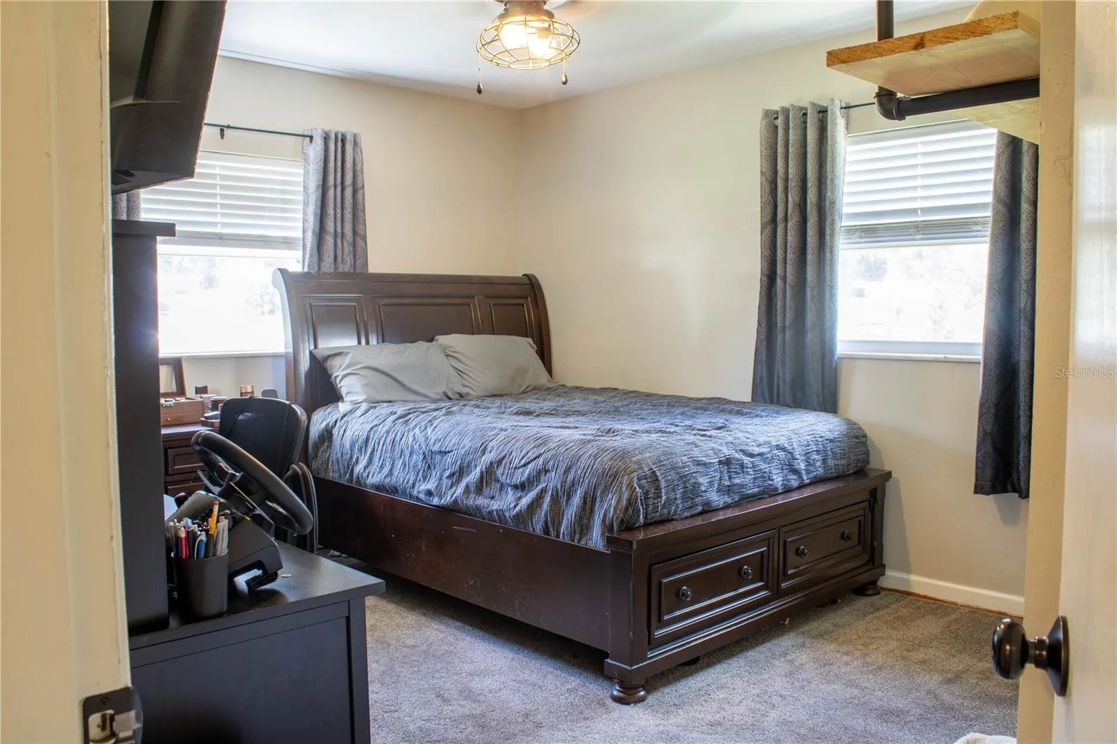 1016 DOLLY LN