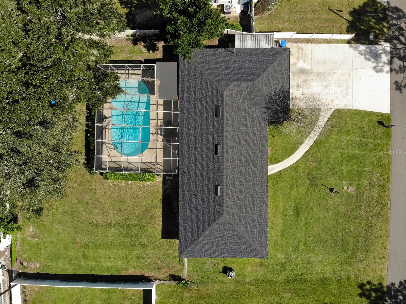 1016 DOLLY LN