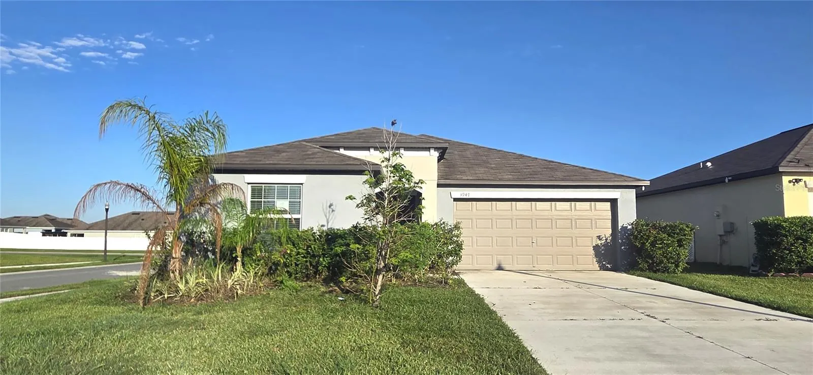 3947 RESTING ROBIN AVE