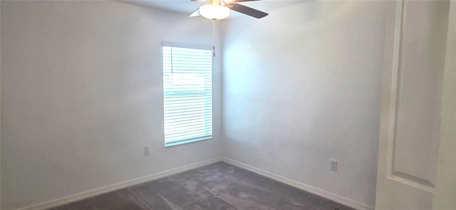 3947 RESTING ROBIN AVE