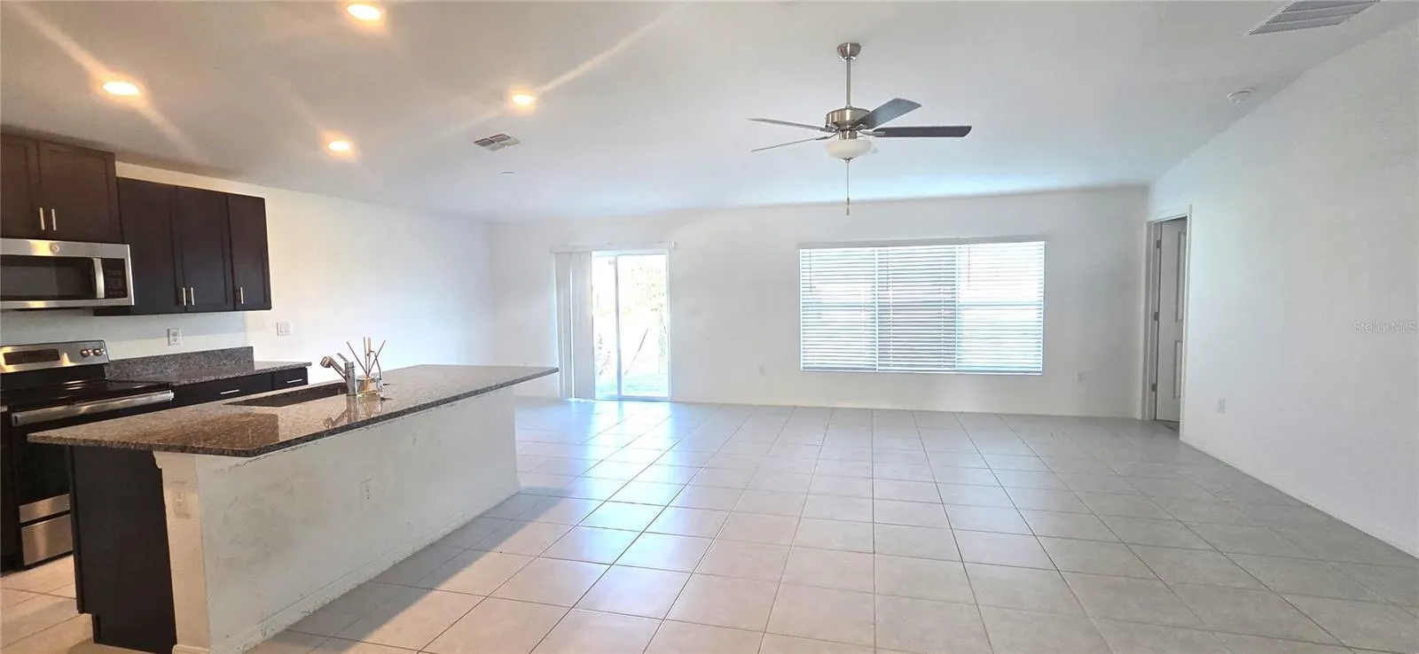 3947 RESTING ROBIN AVE