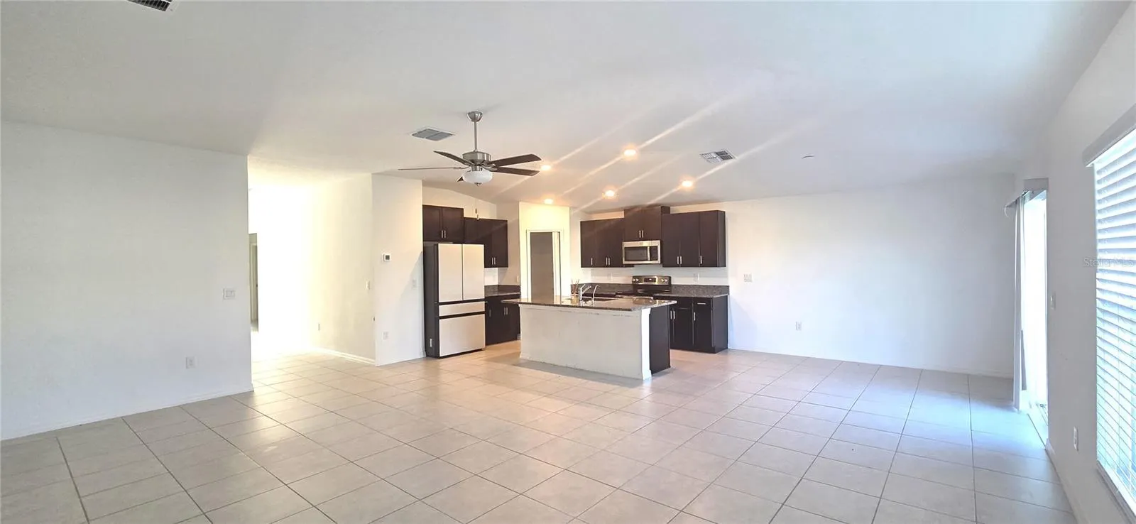 3947 RESTING ROBIN AVE