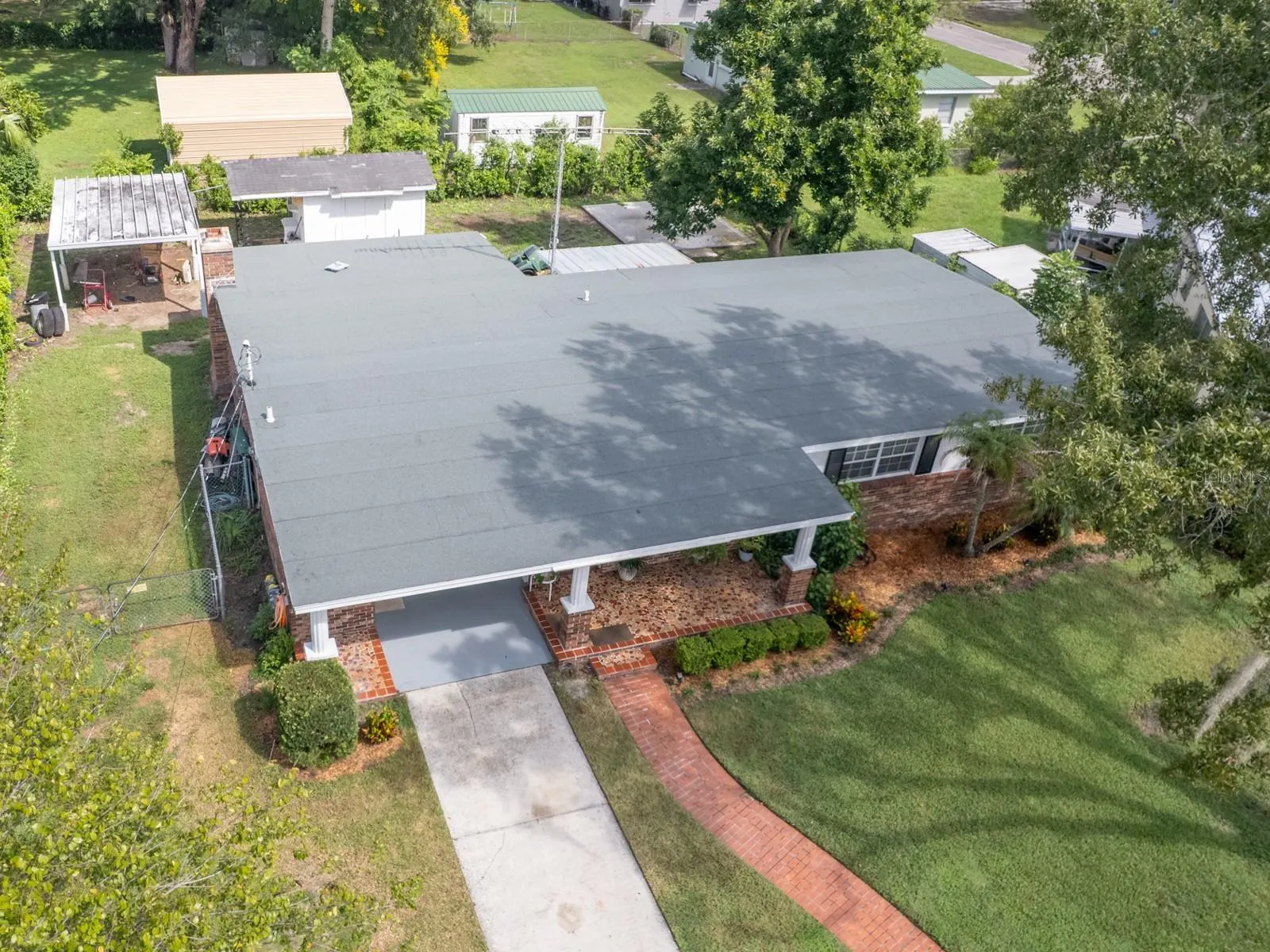 650 PARK LN
