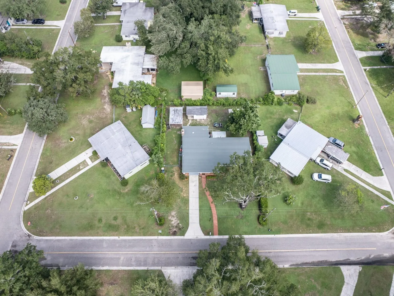 650 PARK LN