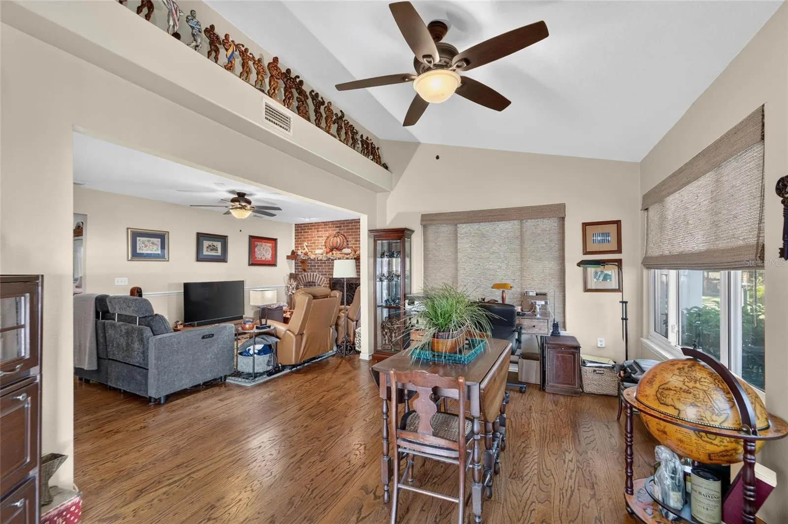 2607 TWELVE POINT DR