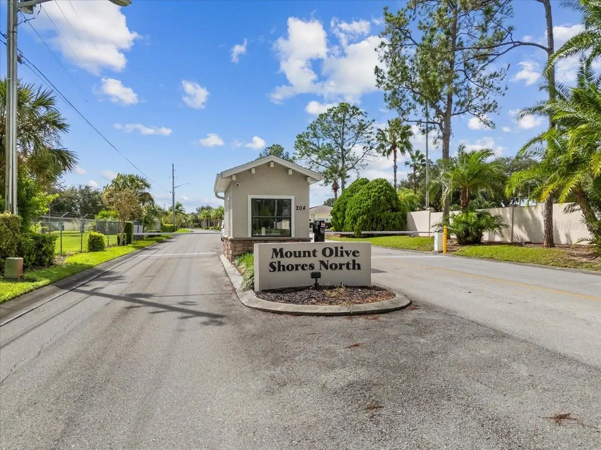 609 SAYGE DR